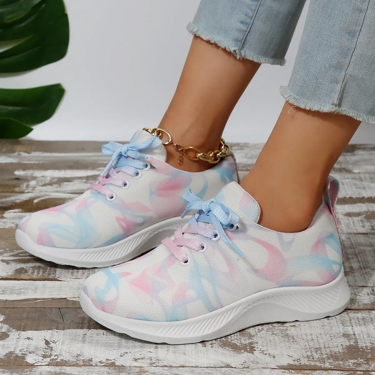 Aule Breathable Sneakers