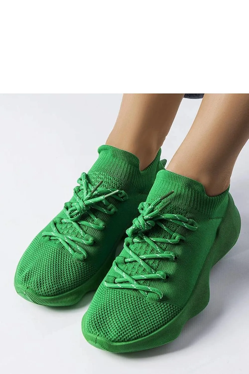 Lightweight breathable green sneakers