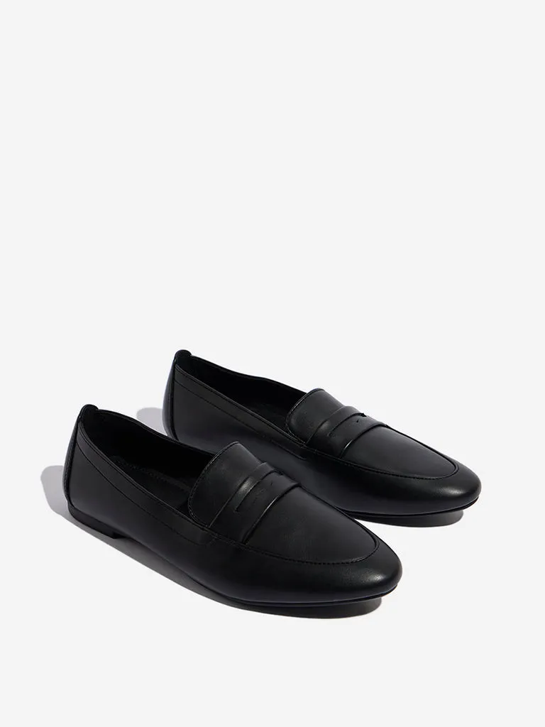 LUNA BLU Black Faux-Leather Loafers