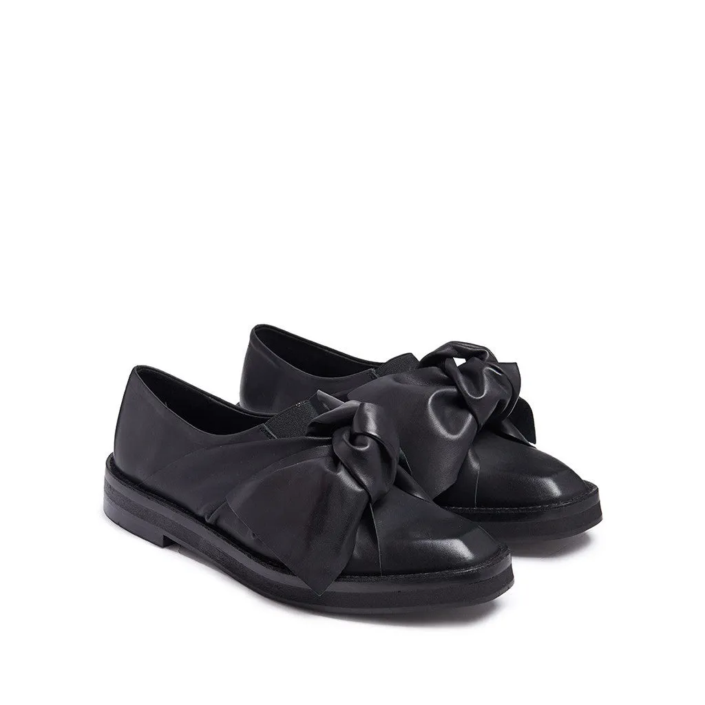 Miista Priyanka Brogue Flat in Black