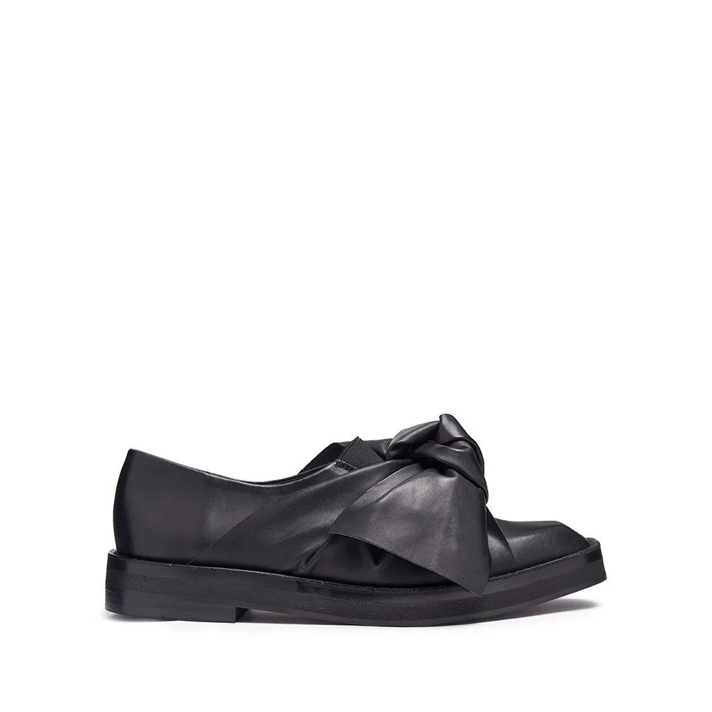 Miista Priyanka Brogue Flat in Black